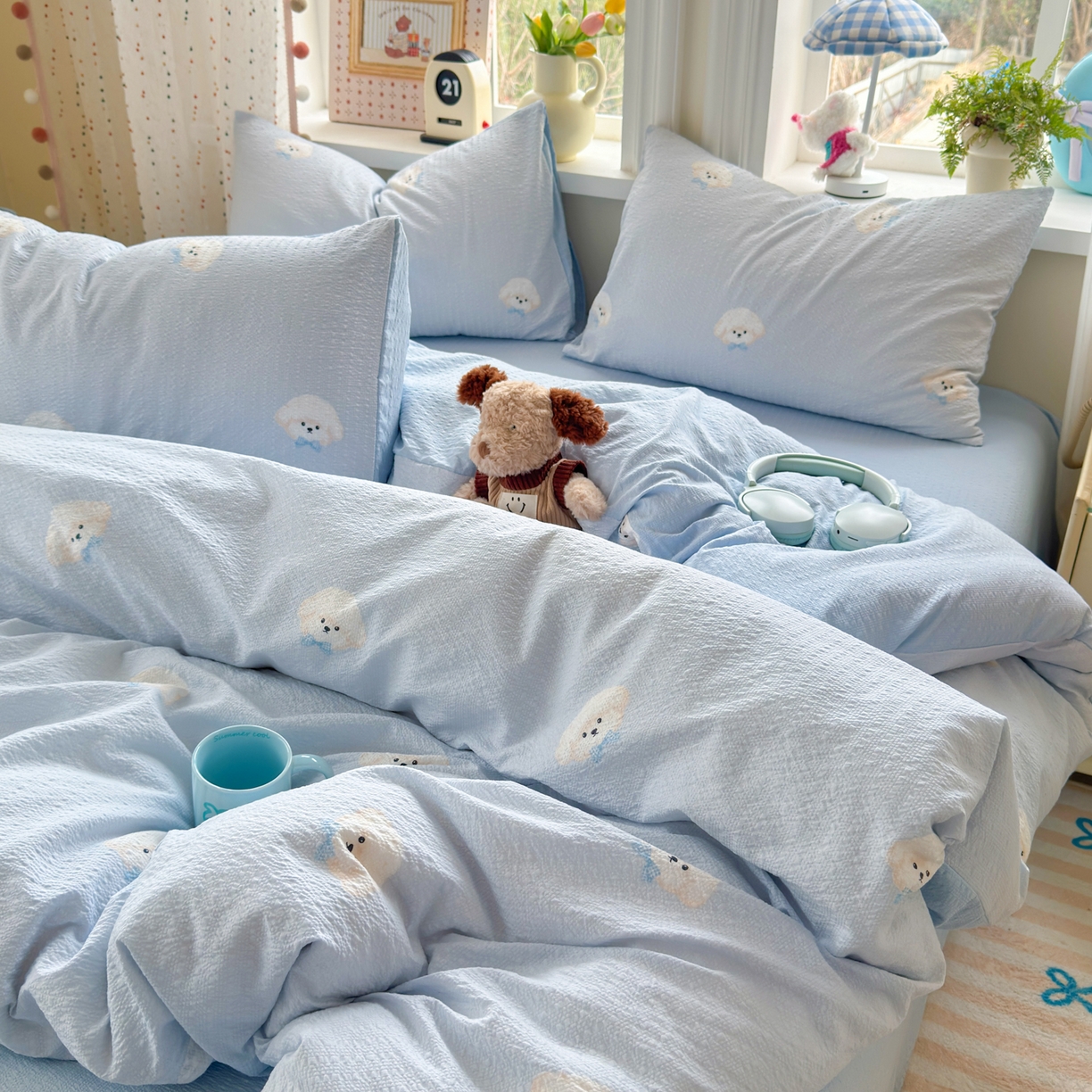 91家纺网 家纺一手货源 找家纺 优承佳生活馆 2026年新款卡通小清新风格高克重超柔软糯泡芙双层纱面料三件套四件套单被套系列 萌萌狗