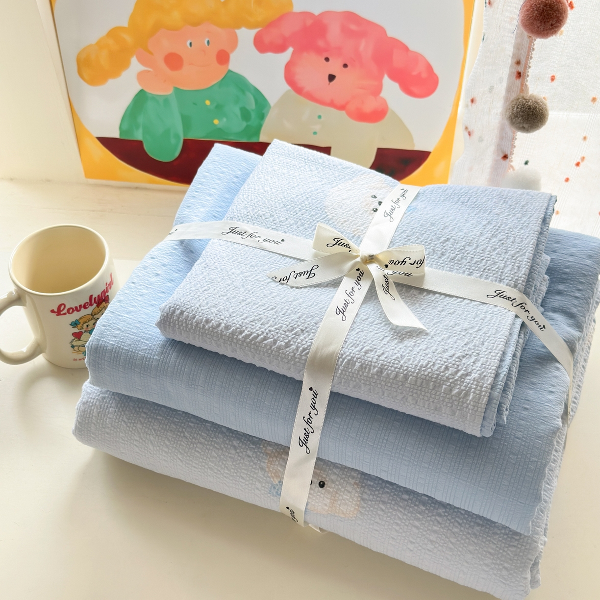 91家纺网 家纺一手货源 找家纺 优承佳生活馆 2026年新款卡通小清新风格高克重超柔软糯泡芙双层纱面料三件套四件套单被套系列 萌萌狗