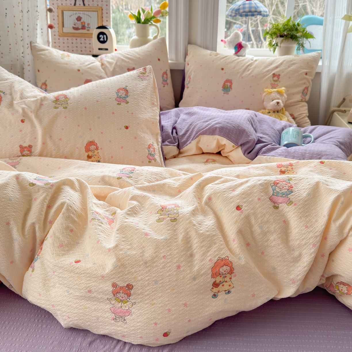 91家纺网 家纺一手货源 找家纺 优承佳生活馆 2026年新款卡通小清新风格高克重超柔软糯泡芙双层纱面料三件套四件套单被套系列 女孩日常