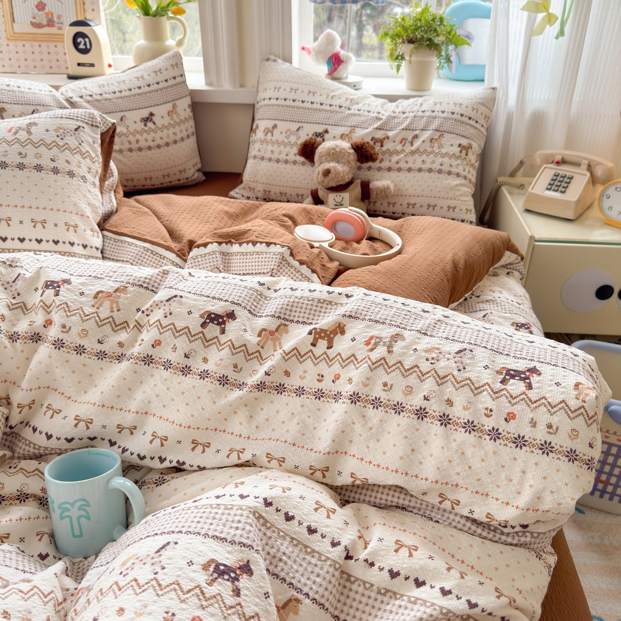 91家纺网 家纺一手货源 找家纺 优承佳生活馆 2026年新款卡通小清新风格高克重超柔软糯泡芙双层纱面料三件套四件套单被套系列 千禧马