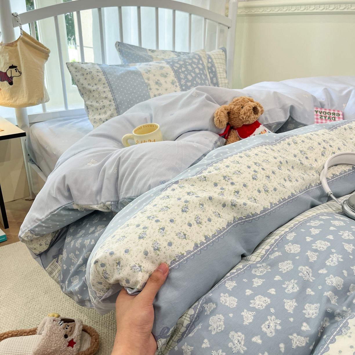 91家纺网 家纺一手货源 找家纺 盛馨家纺 2026年开学季春夏新品小清新全棉学生三件套四件套床笠四件套跑量款 蝴蝶兰