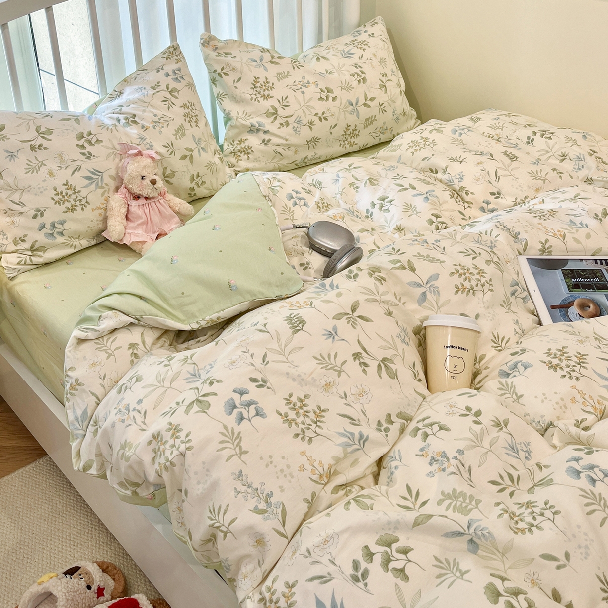 91家纺网 家纺一手货源 找家纺 盛馨家纺 2026年开学季春夏新品小清新全棉学生三件套四件套床笠四件套跑量款 花草之家