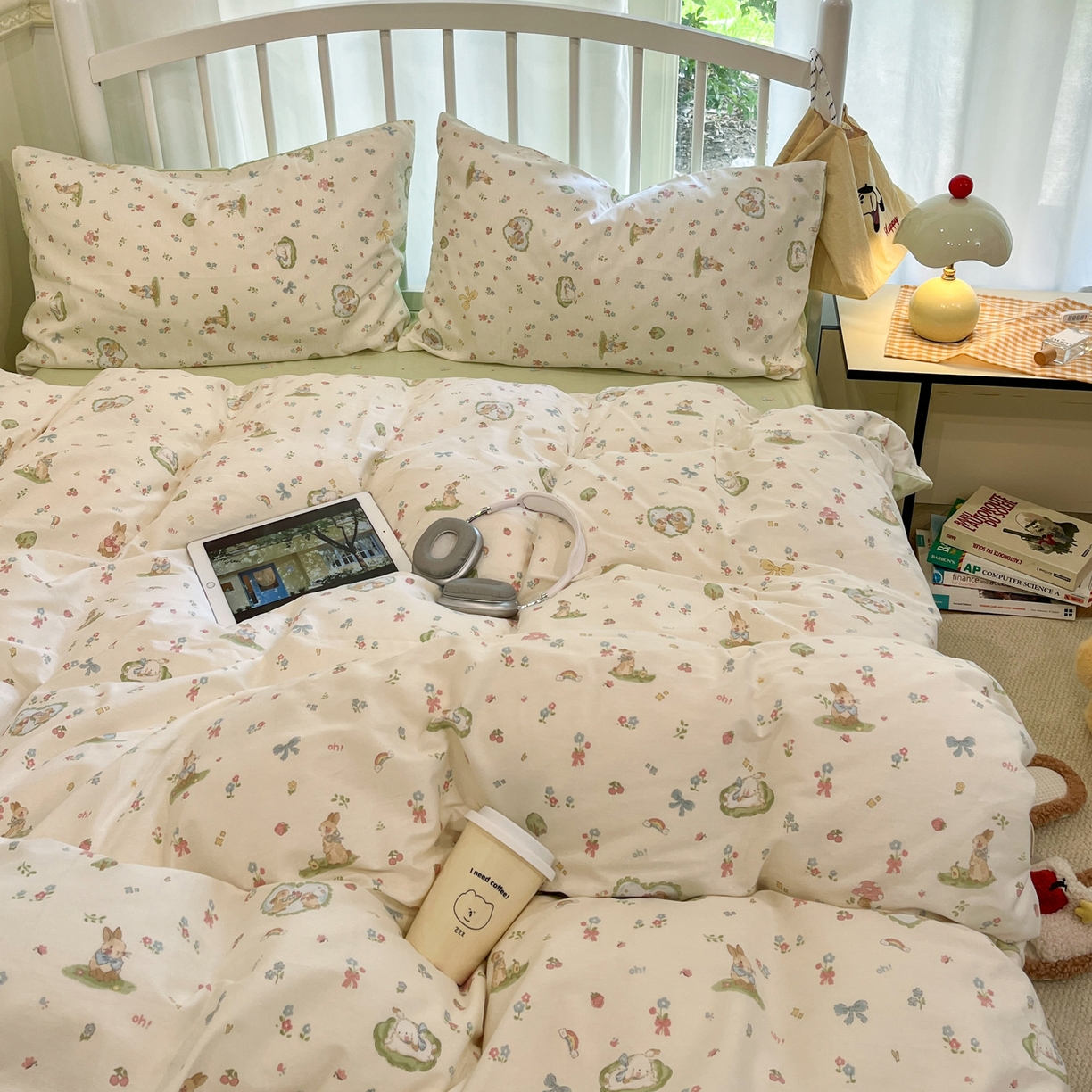 91家纺网 家纺一手货源 找家纺 盛馨家纺 2026年开学季春夏新品小清新全棉学生三件套四件套床笠四件套跑量款 花漾兔兔