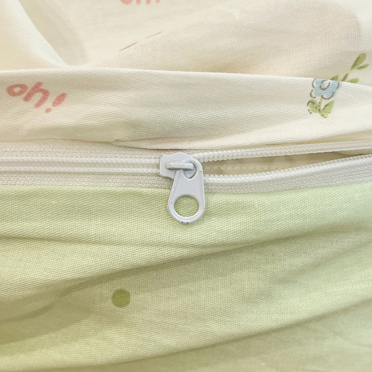 91家纺网 家纺一手货源 找家纺 盛馨家纺 2026年开学季春夏新品小清新全棉学生三件套四件套床笠四件套跑量款 花漾兔兔