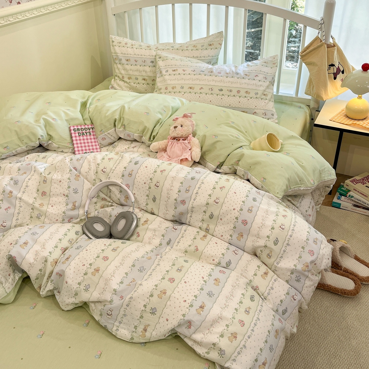 91家纺网 家纺一手货源 找家纺 盛馨家纺 2026年开学季春夏新品小清新全棉学生三件套四件套床笠四件套跑量款 眠眠兔岛