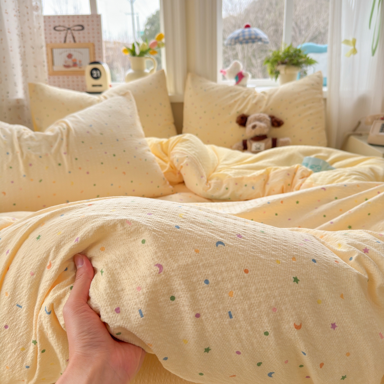 91家纺网 家纺一手货源 找家纺 优承佳生活馆 2026年新款卡通小清新风格高克重超柔软糯泡芙双层纱面料三件套四件套单被套系列 童趣星空