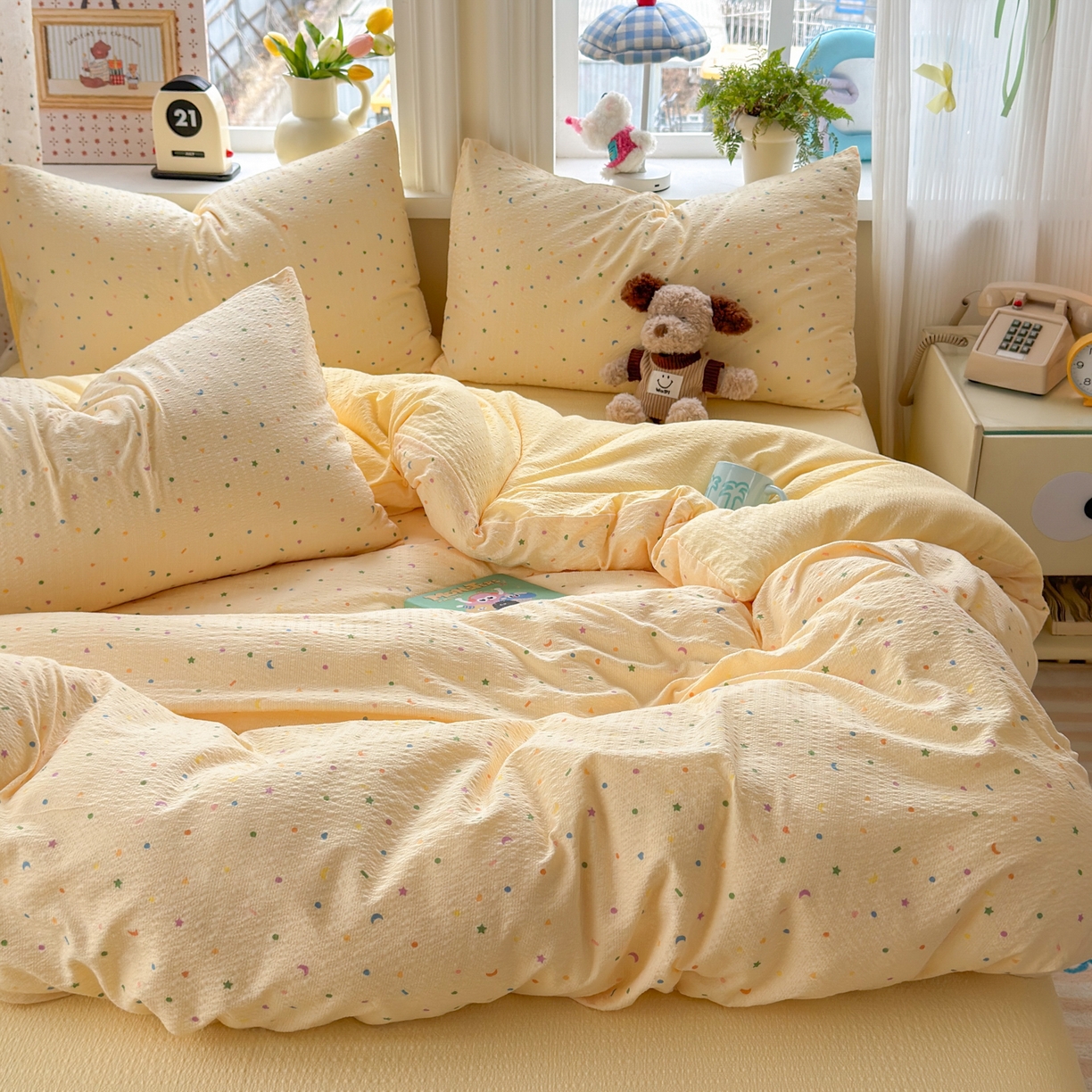 91家纺网 家纺一手货源 找家纺 优承佳生活馆 2026年新款卡通小清新风格高克重超柔软糯泡芙双层纱面料三件套四件套单被套系列 童趣星空