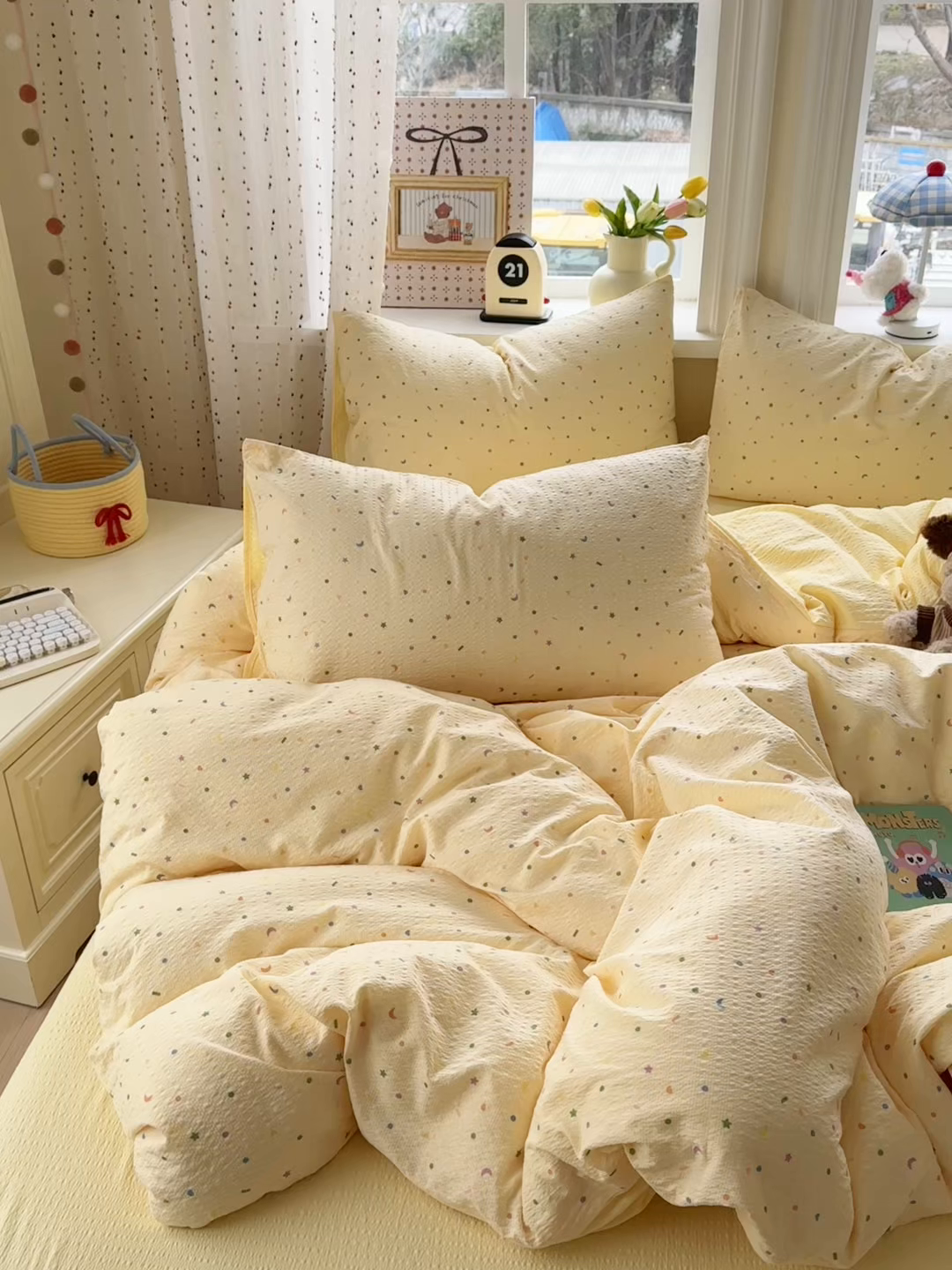 91家纺网 家纺一手货源 找家纺 优承佳生活馆 2026年新款卡通小清新风格高克重超柔软糯泡芙双层纱面料三件套四件套单被套系列 童趣星空