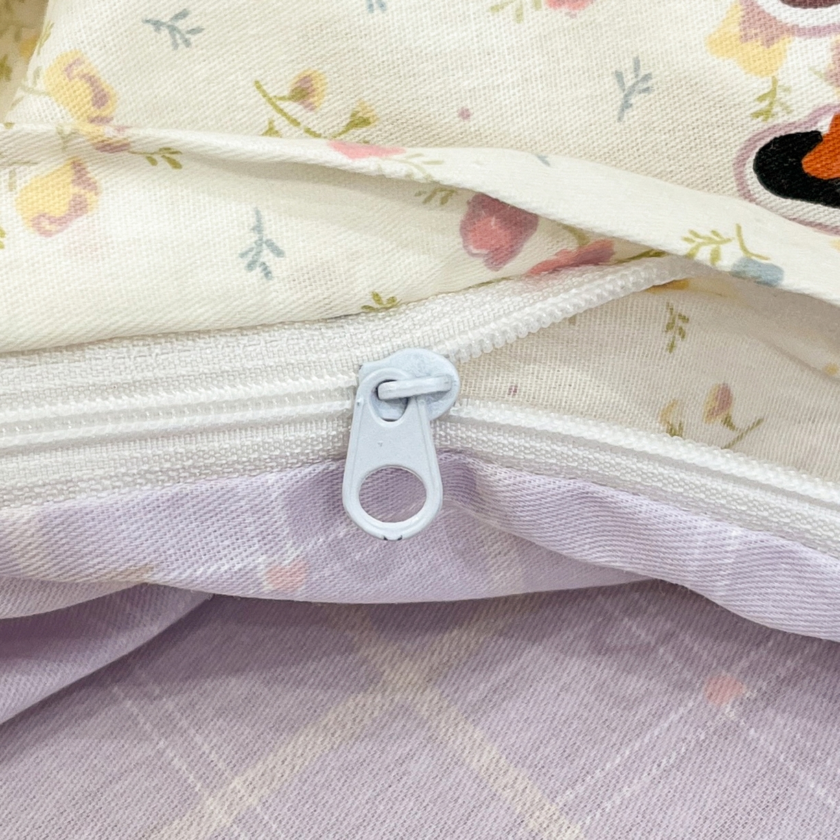 91家纺网 家纺一手货源 找家纺 盛馨家纺 2026年开学季春夏新品小清新全棉学生三件套四件套床笠四件套跑量款 田园公主