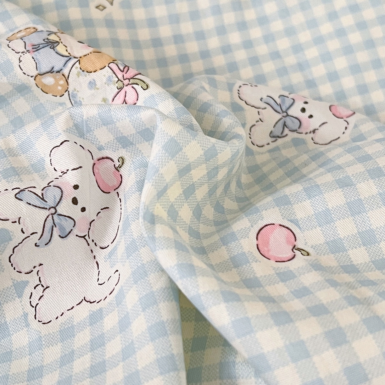 91家纺网 家纺一手货源 找家纺 盛馨家纺 2026年开学季春夏新品小清新全棉学生三件套四件套床笠四件套跑量款 无忧小狗