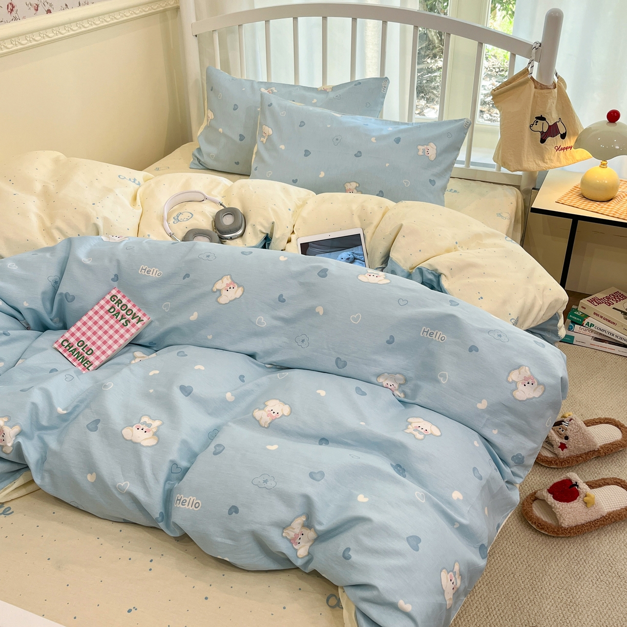 91家纺网 家纺一手货源 找家纺 盛馨家纺 2026年开学季春夏新品小清新全棉学生三件套四件套床笠四件套跑量款 小白狗