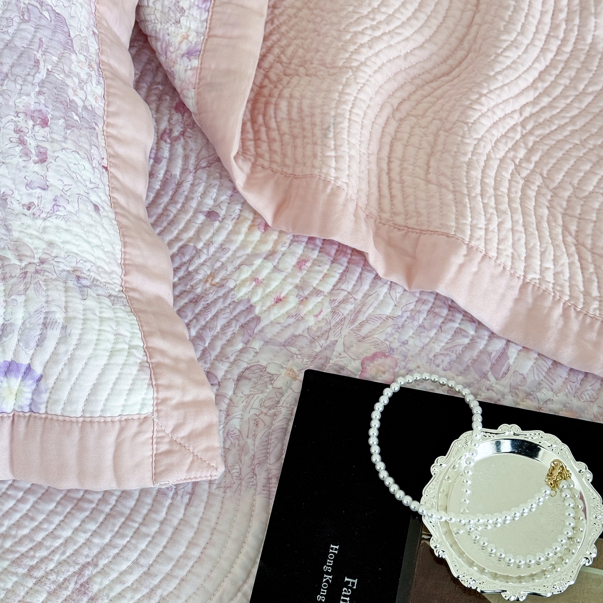 91家纺网 家纺一手货源 找家纺 床盖工厂店 2026新款活性大版印花双面50天丝填充棉花床盖三件套 蝶恋花-紫