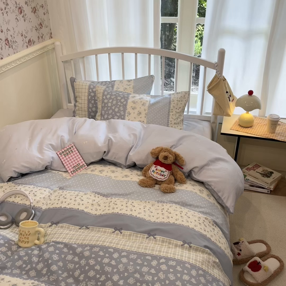 91家纺网 家纺一手货源 找家纺 盛馨家纺 2026年开学季春夏新品小清新全棉学生三件套四件套床笠四件套跑量款 蝴蝶兰