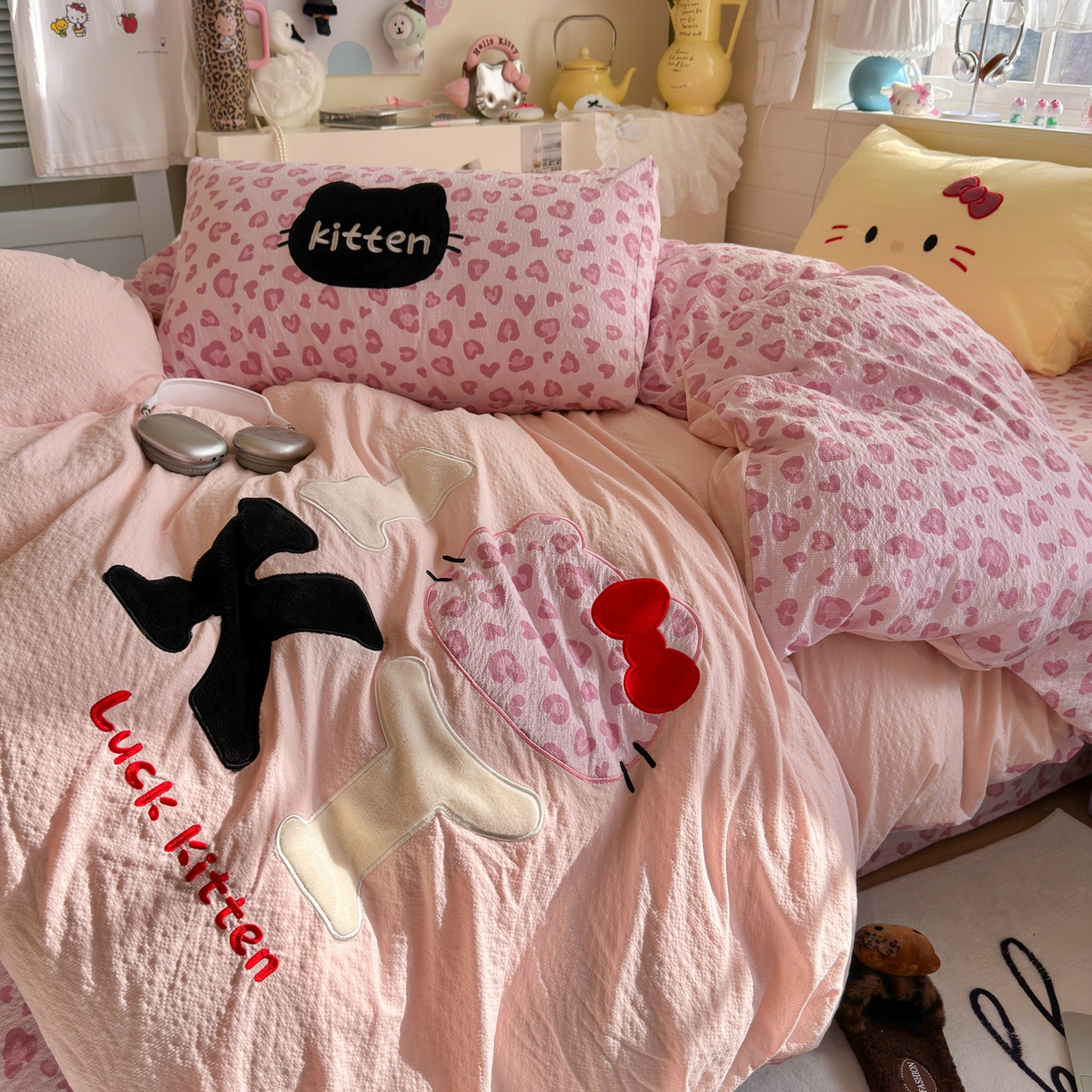 91家纺网 家纺一手货源 找家纺 （总）初念 2026春夏新款泡芙莎贴布绣豹豹猫猫四件套