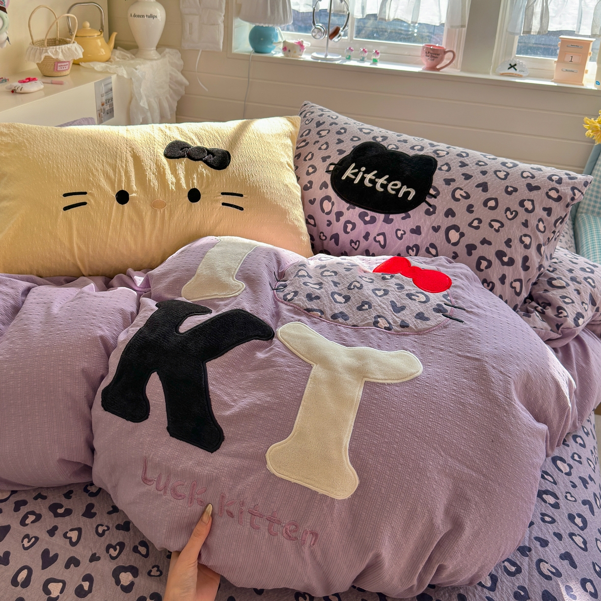 91家纺网 家纺一手货源 找家纺 （总）初念 2026春夏新款泡芙莎贴布绣豹豹猫猫四件套