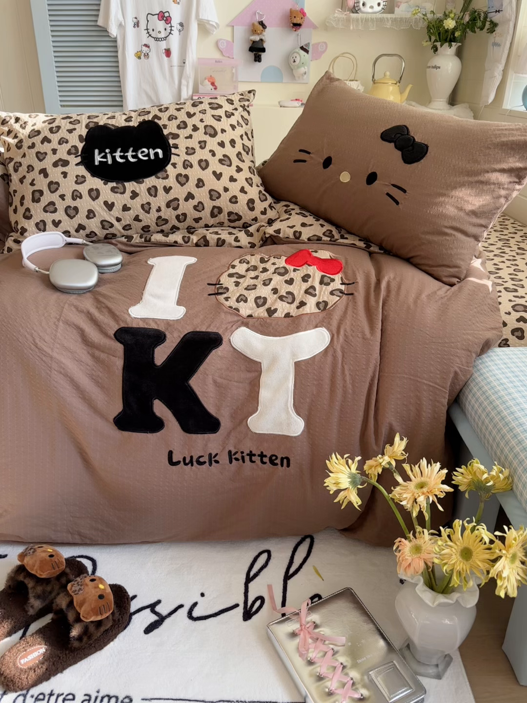 91家纺网 家纺一手货源 找家纺 初念 2026春夏新款泡芙莎贴布绣豹豹猫猫四件套 豹豹猫猫--咖