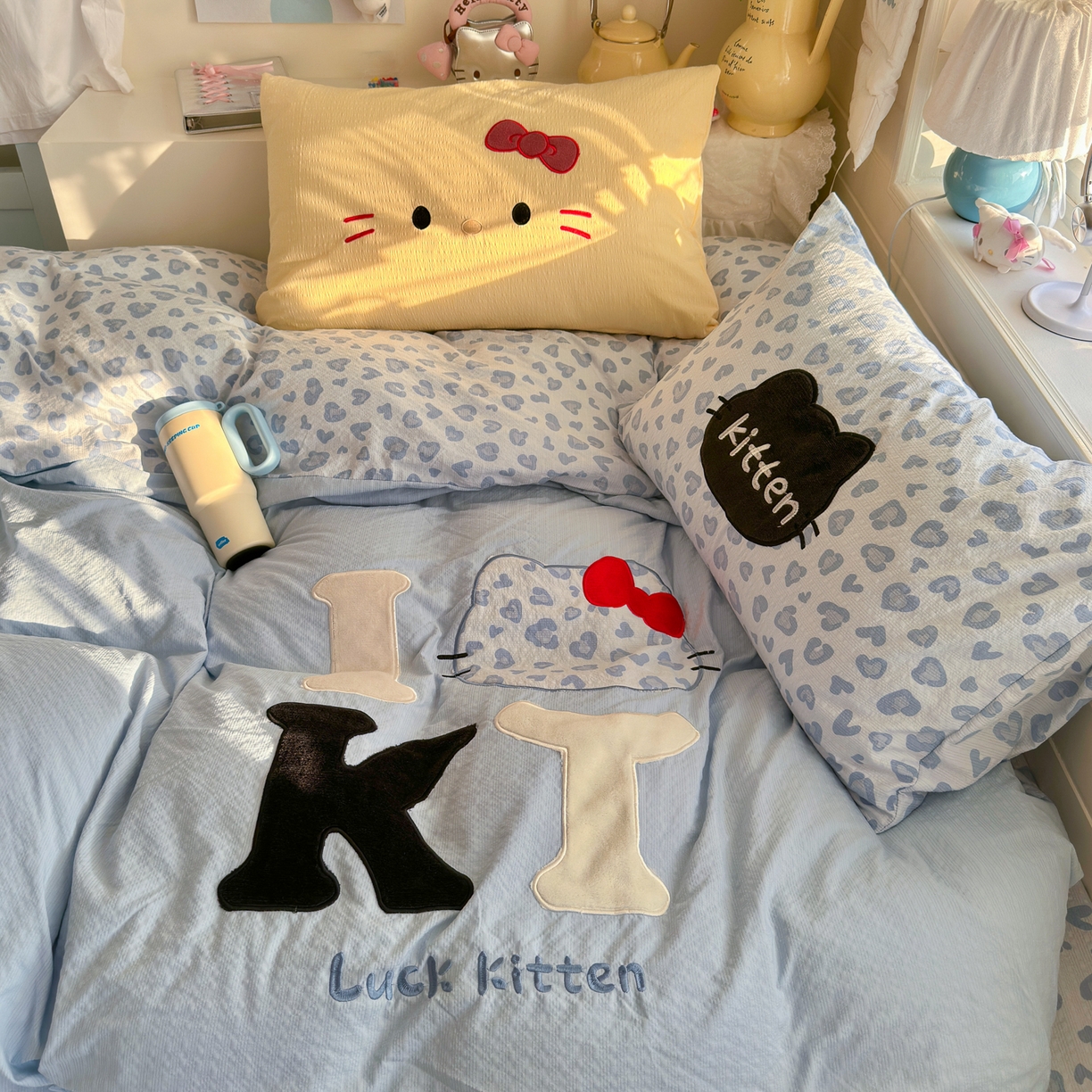 91家纺网 家纺一手货源 找家纺 初念 2026春夏新款泡芙莎贴布绣豹豹猫猫四件套 豹豹猫猫-蓝