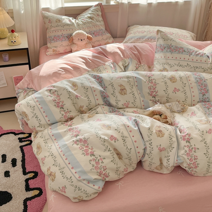 91家纺网 家纺一手货源 找家纺 盛馨家纺 2026年开学季春夏新品小清新全棉学生三件套四件套床笠四件套跑量款 花藤兔