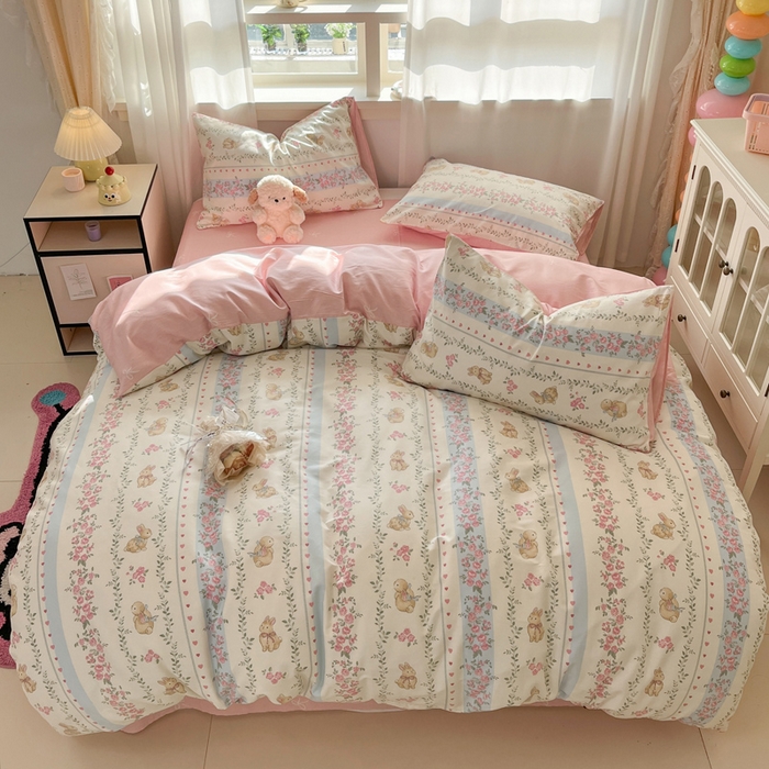 91家纺网 家纺一手货源 找家纺 盛馨家纺 2026年开学季春夏新品小清新全棉学生三件套四件套床笠四件套跑量款 花藤兔