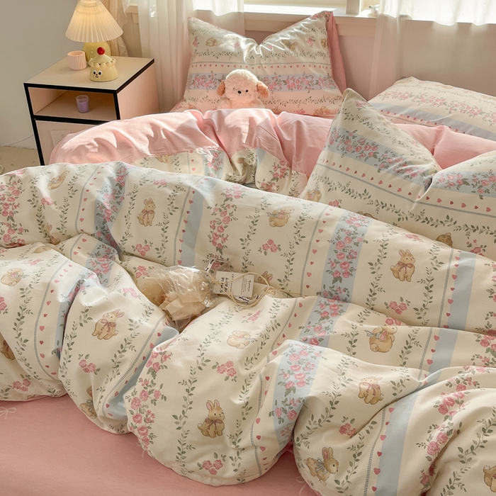 91家纺网 家纺一手货源 找家纺 盛馨家纺 2026年开学季春夏新品小清新全棉学生三件套四件套床笠四件套跑量款 花藤兔