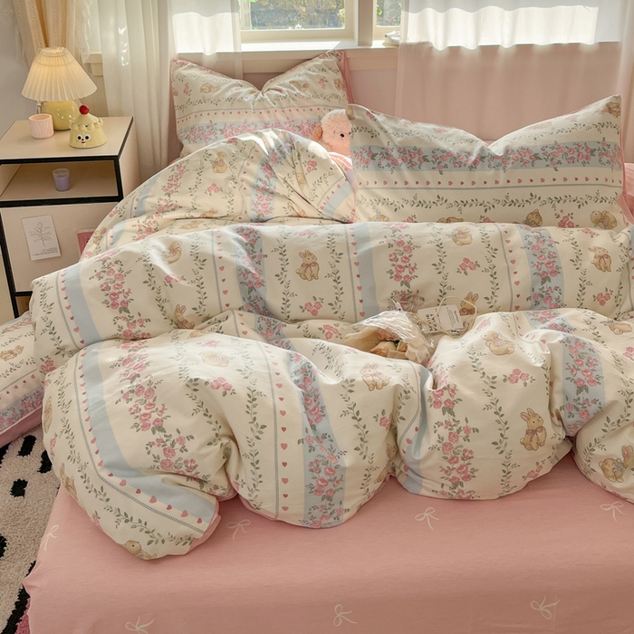 91家纺网 家纺一手货源 找家纺 盛馨家纺 2026年开学季春夏新品小清新全棉学生三件套四件套床笠四件套跑量款 花藤兔