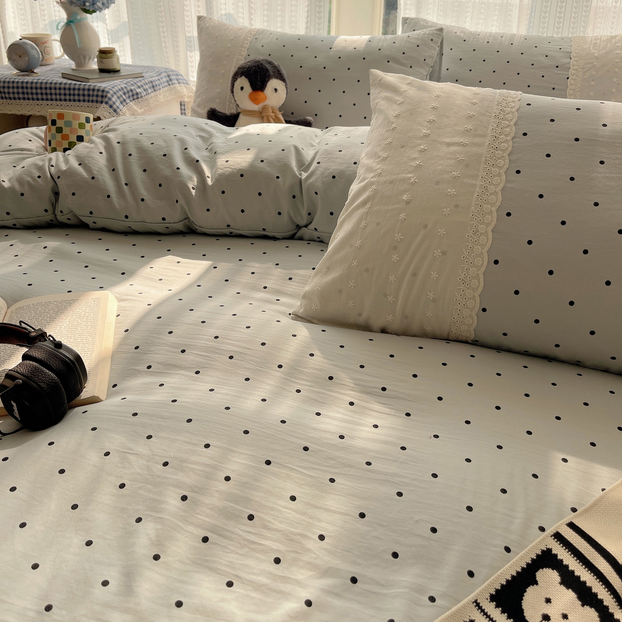 91家纺网 家纺一手货源 找家纺 韩巢家纺 2026新款少女心蕾丝花边款四件套 蓝灰波点【蕾丝花边款】