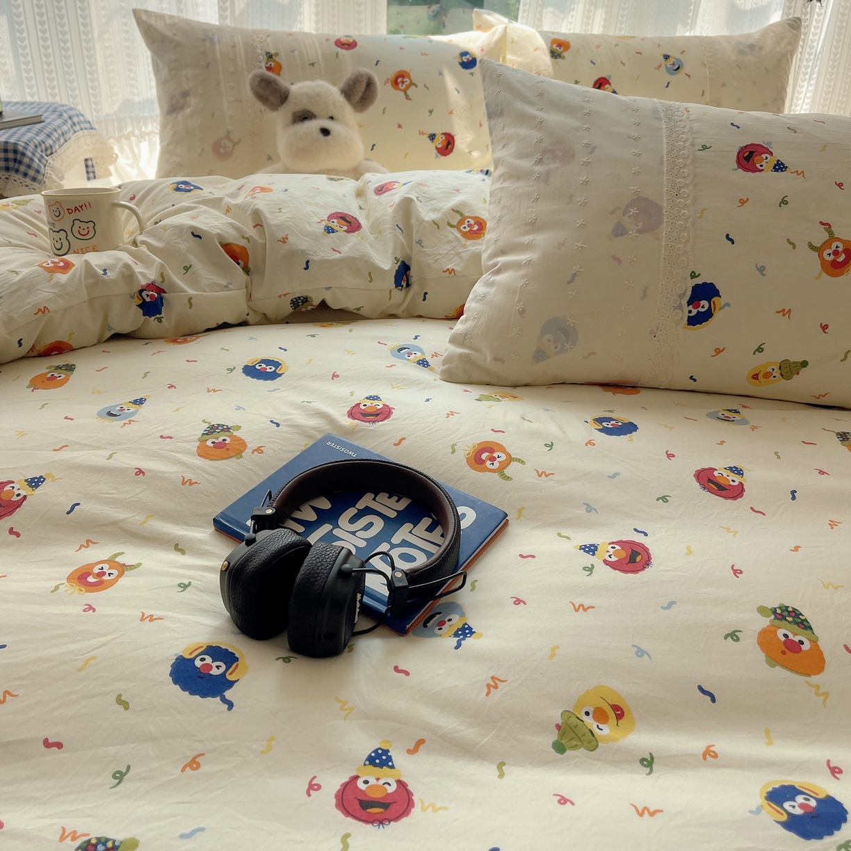 91家纺网 家纺一手货源 找家纺 韩巢家纺 2026新款少女心蕾丝花边款四件套 好多芝麻球【蕾丝花边款】