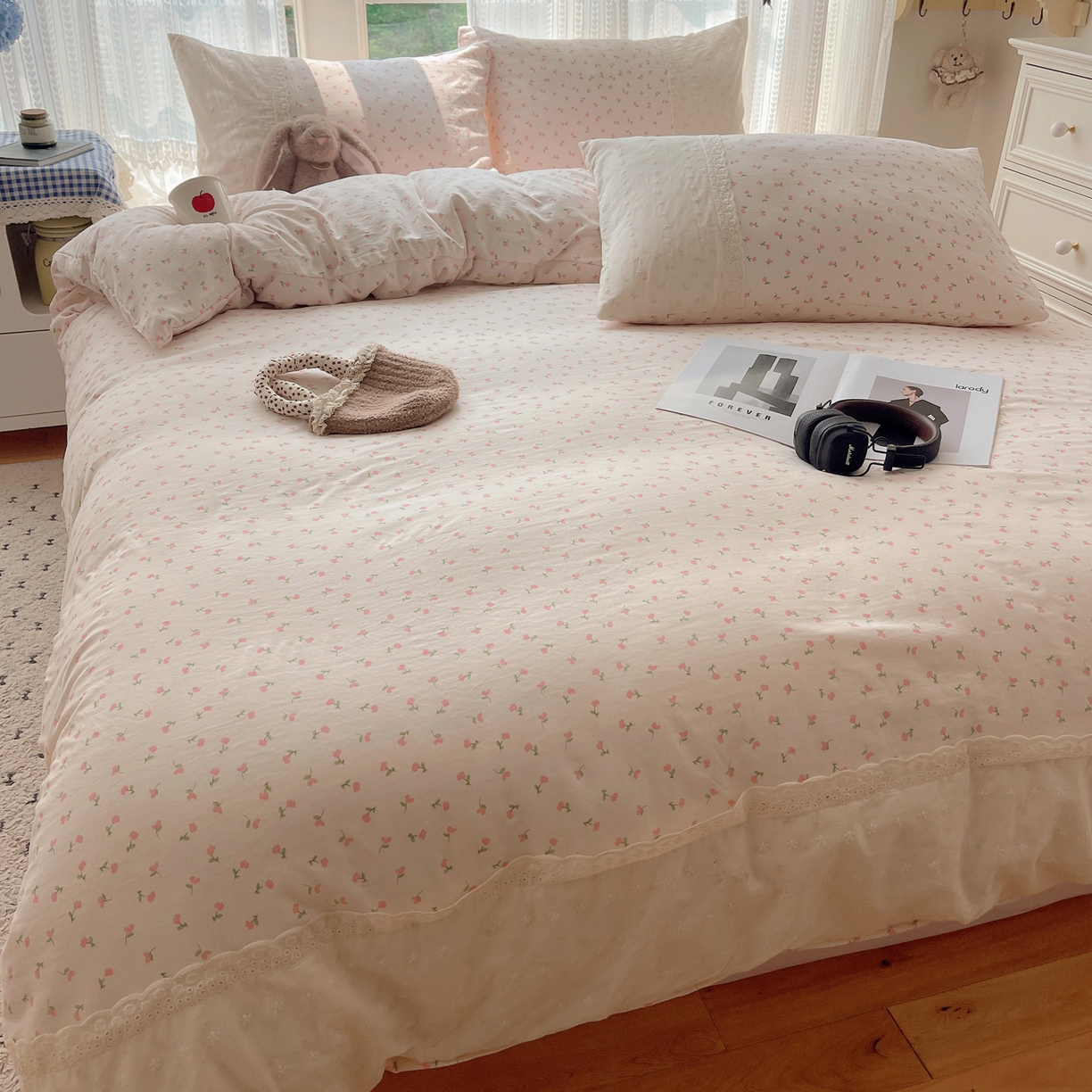 91家纺网 家纺一手货源 找家纺 韩巢家纺 2026新款少女心蕾丝花边款四件套 粉小花【蕾丝花边款】