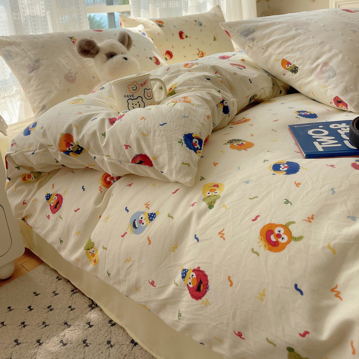 91家纺网 家纺一手货源 找家纺 韩巢家纺 2026新款少女心蕾丝花边款四件套 好多芝麻球【蕾丝花边款】