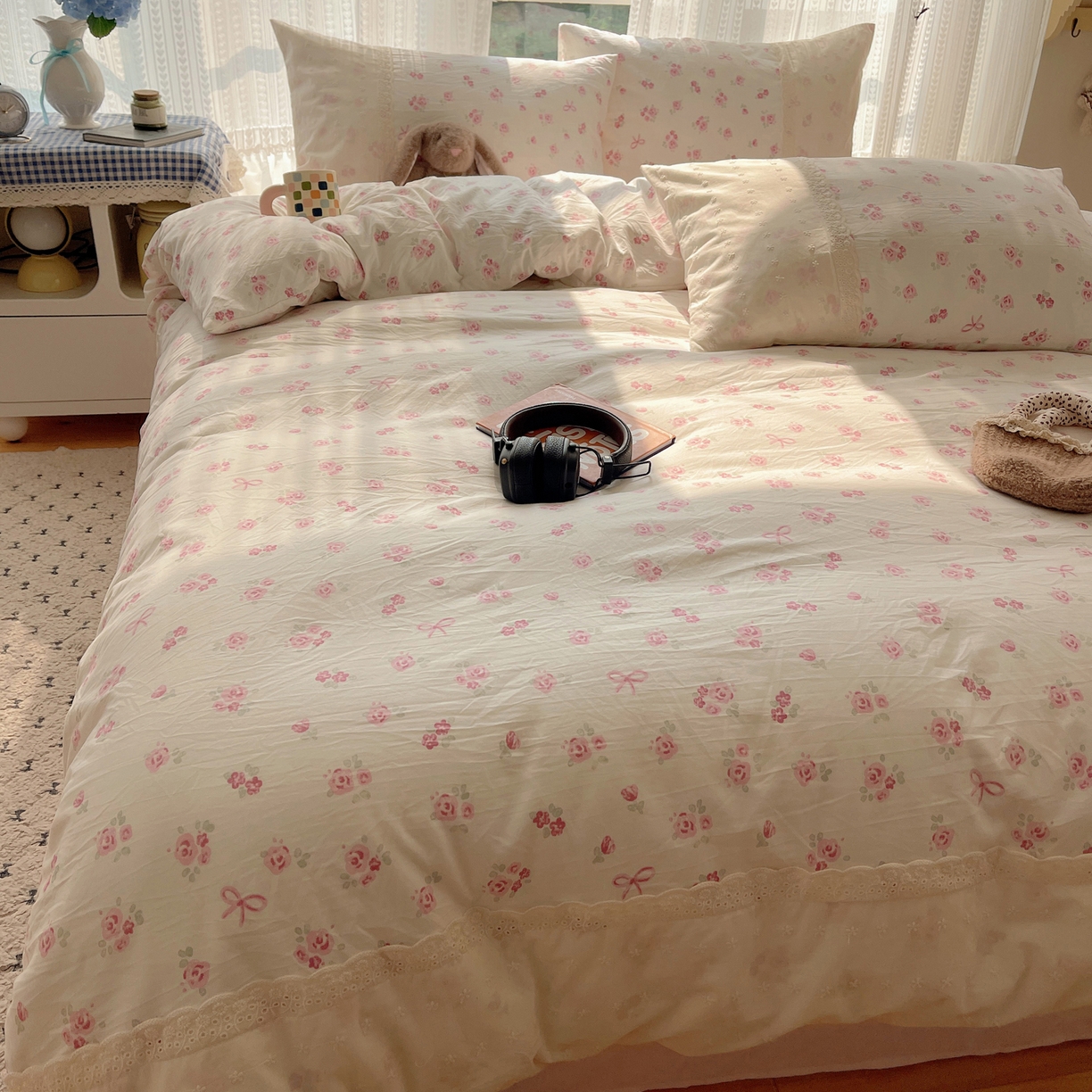 91家纺网 家纺一手货源 找家纺 韩巢家纺 2026新款少女心蕾丝花边款四件套 小花集【蕾丝花边款】