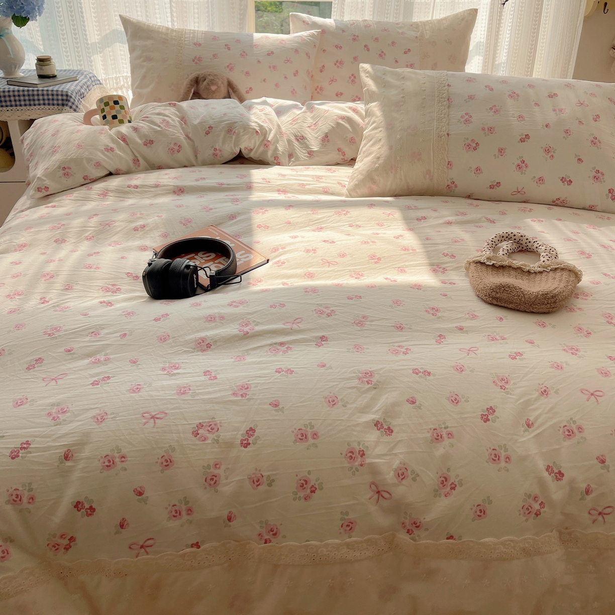 91家纺网 家纺一手货源 找家纺 韩巢家纺 2026新款少女心蕾丝花边款四件套 小花集【蕾丝花边款】