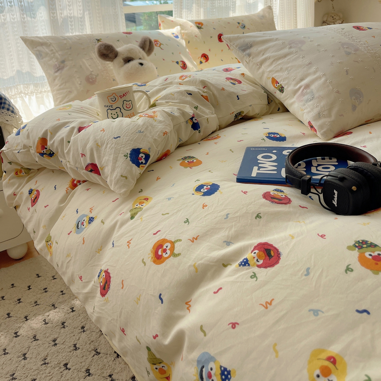 91家纺网 家纺一手货源 找家纺 韩巢家纺 2026新款少女心蕾丝花边款四件套 好多芝麻球【蕾丝花边款】