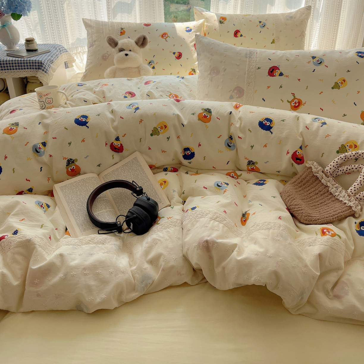 韩巢家纺 2026新款少女心蕾丝花边款四件套 好多芝麻球【蕾丝花边款】