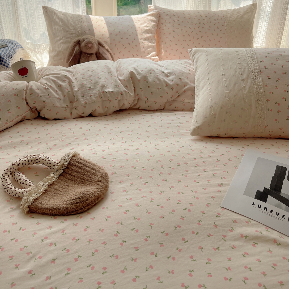 91家纺网 家纺一手货源 找家纺 韩巢家纺 2026新款少女心蕾丝花边款四件套 粉小花【蕾丝花边款】