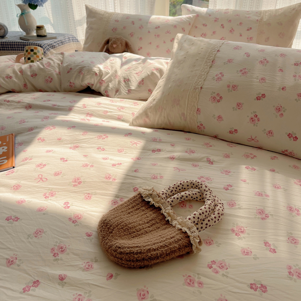 91家纺网 家纺一手货源 找家纺 韩巢家纺 2026新款少女心蕾丝花边款四件套 小花集【蕾丝花边款】