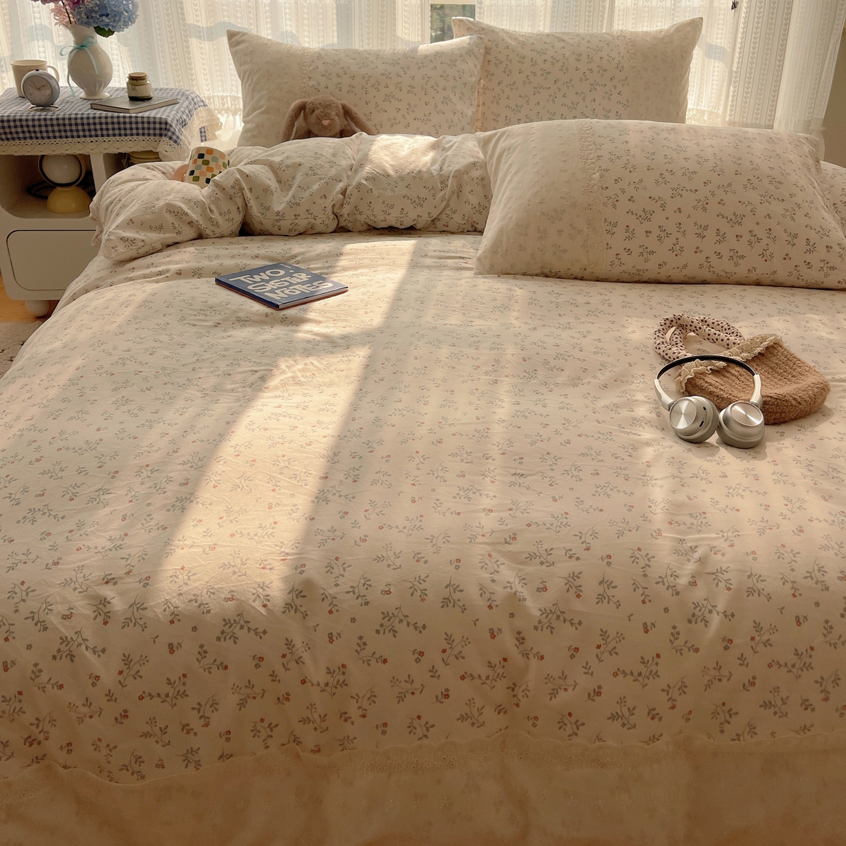 91家纺网 家纺一手货源 找家纺 韩巢家纺 2026新款少女心蕾丝花边款四件套 梨云杳杳【蕾丝花边款】