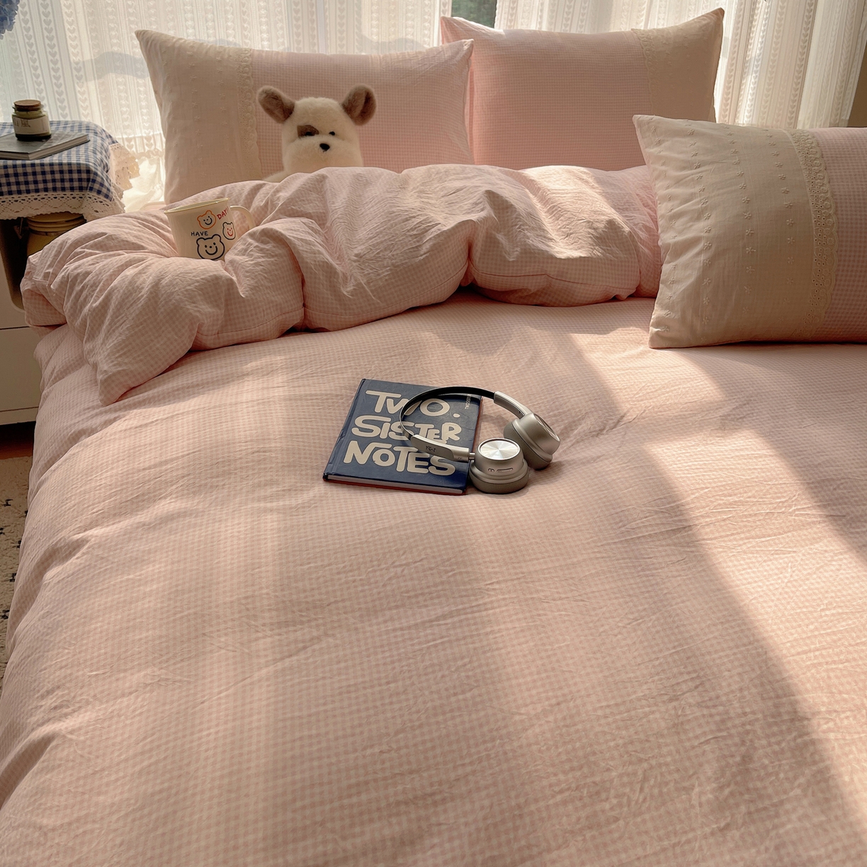 91家纺网 家纺一手货源 找家纺 韩巢家纺 2026新款少女心蕾丝花边款四件套 粉小格【蕾丝花边款】