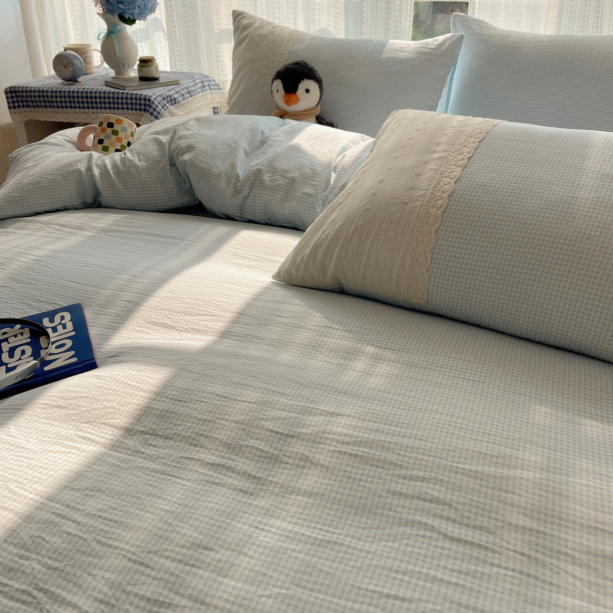 91家纺网 家纺一手货源 找家纺 韩巢家纺 2026新款少女心蕾丝花边款四件套 蓝小格【蕾丝花边款】