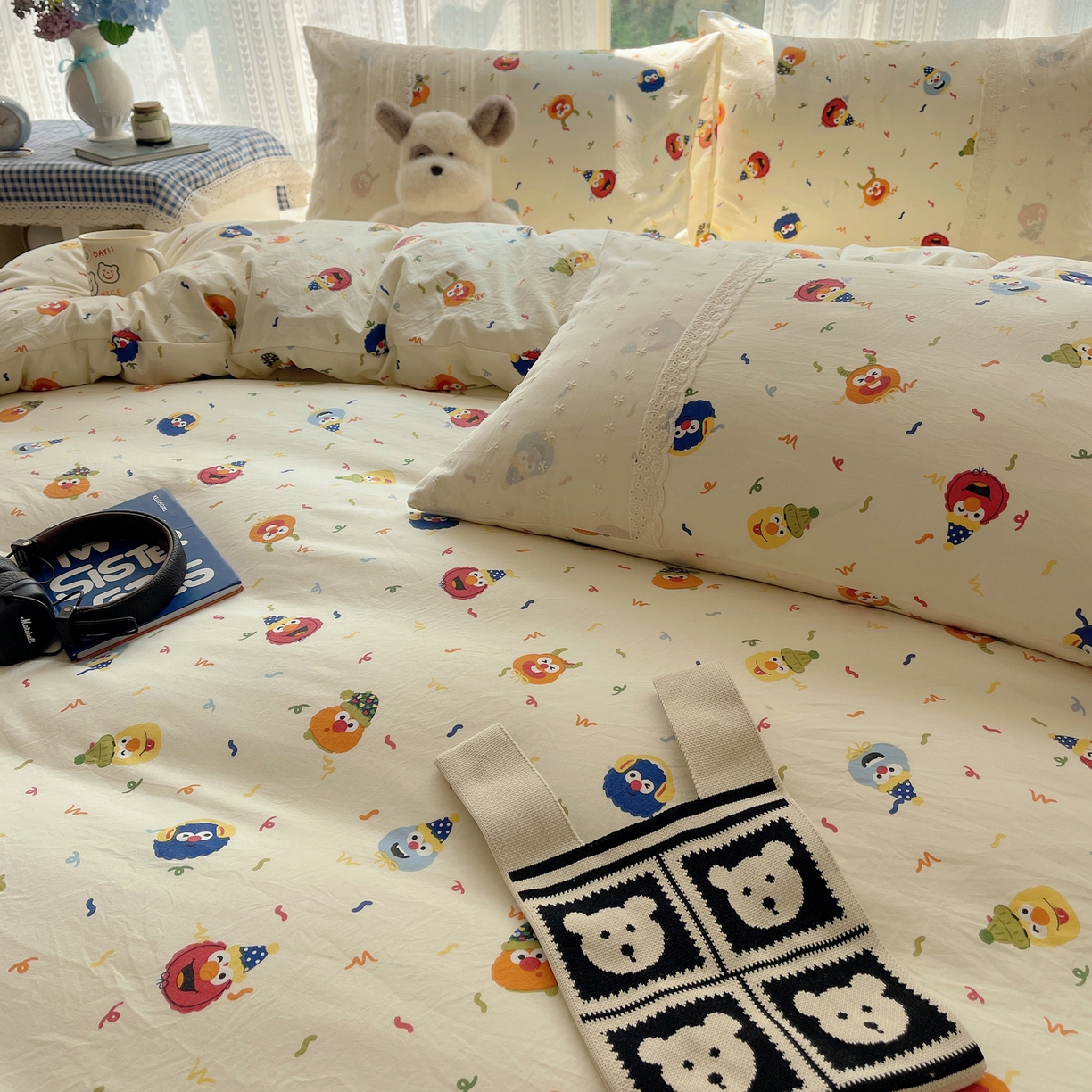 91家纺网 家纺一手货源 找家纺 韩巢家纺 2026新款少女心蕾丝花边款四件套 好多芝麻球【蕾丝花边款】