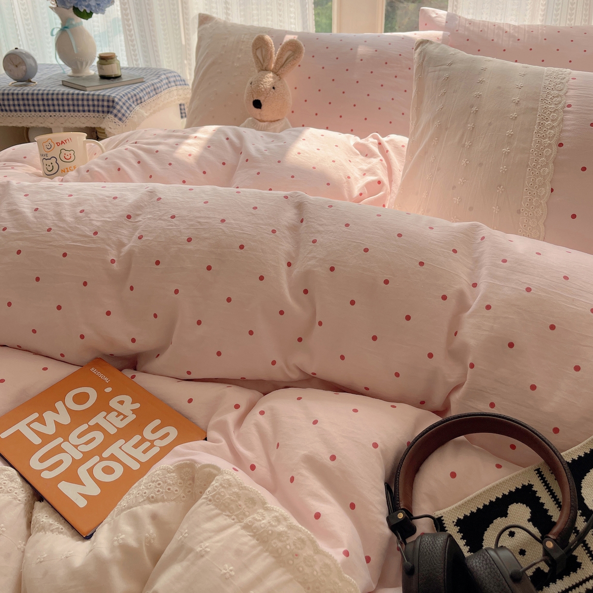 91家纺网 家纺一手货源 找家纺 韩巢家纺 2026新款少女心蕾丝花边款四件套 草莓小波点【蕾丝花边款】