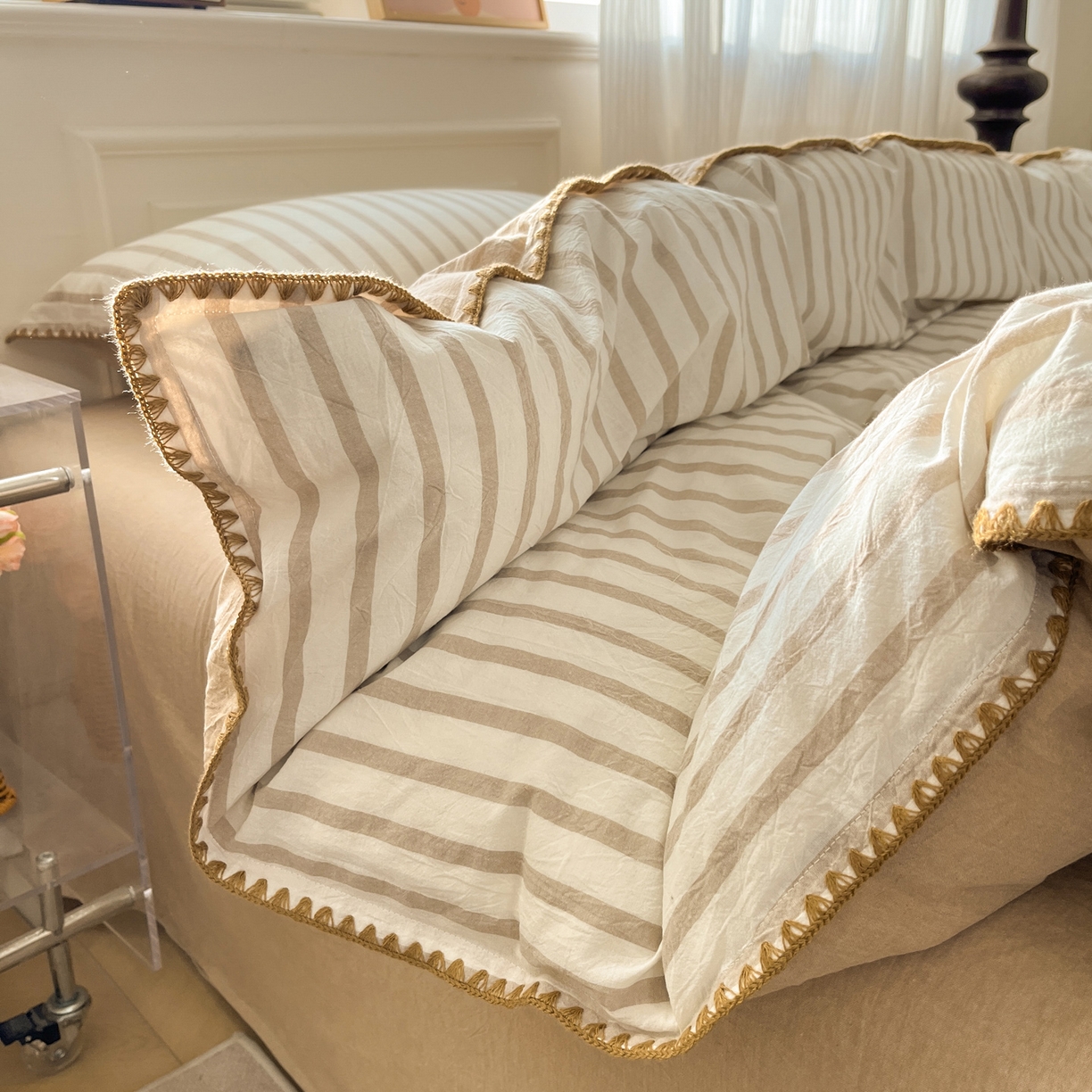 91家纺网 家纺一手货源 找家纺 如一 2026春夏新款色织全棉纯棉加密水洗棉条纹三角针四件套 野原咖