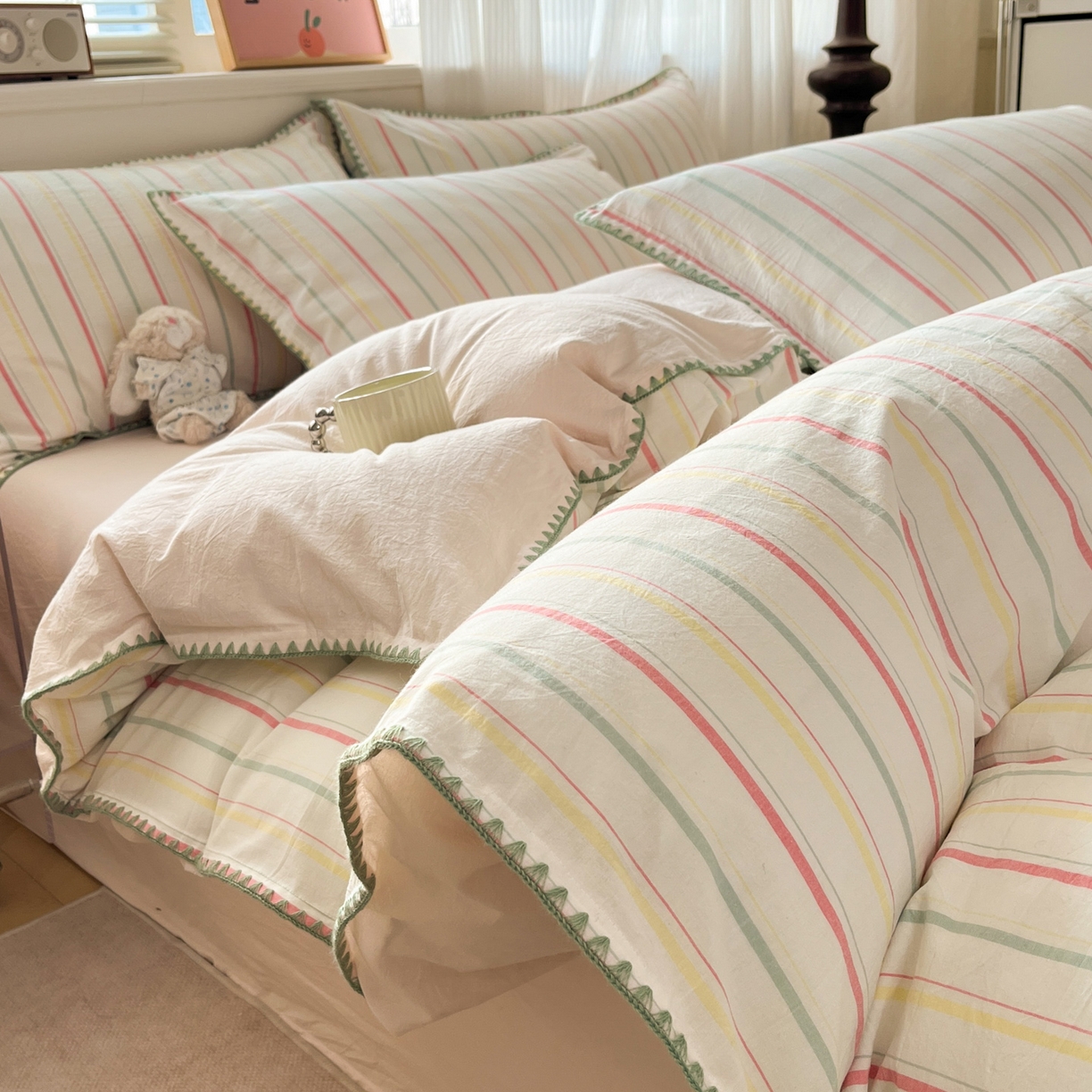 91家纺网 家纺一手货源 找家纺 如一 2026春夏新款色织全棉纯棉加密水洗棉条纹三角针四件套 春日粉