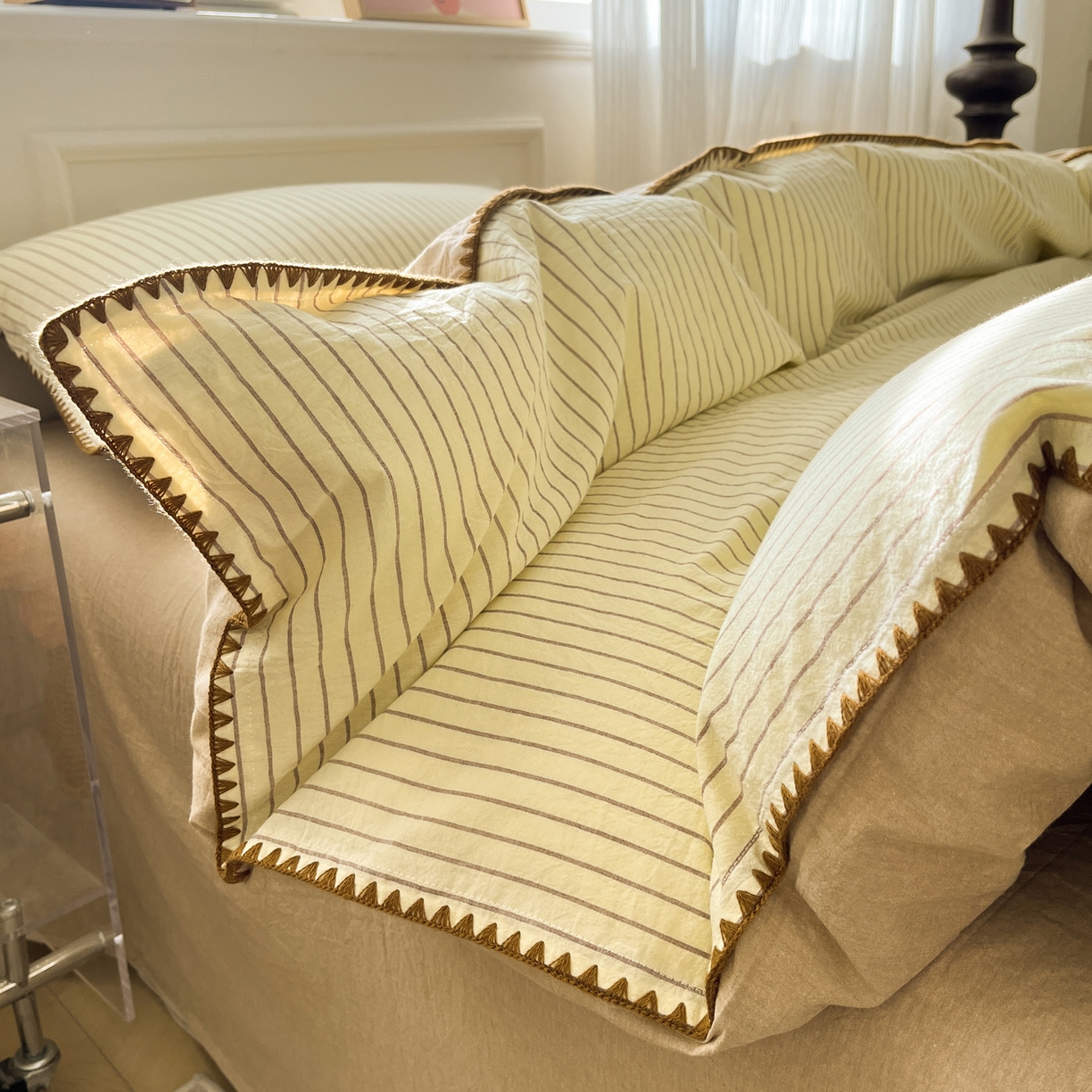 91家纺网 家纺一手货源 找家纺 如一 2026春夏新款色织全棉纯棉加密水洗棉条纹三角针四件套 晴空黄