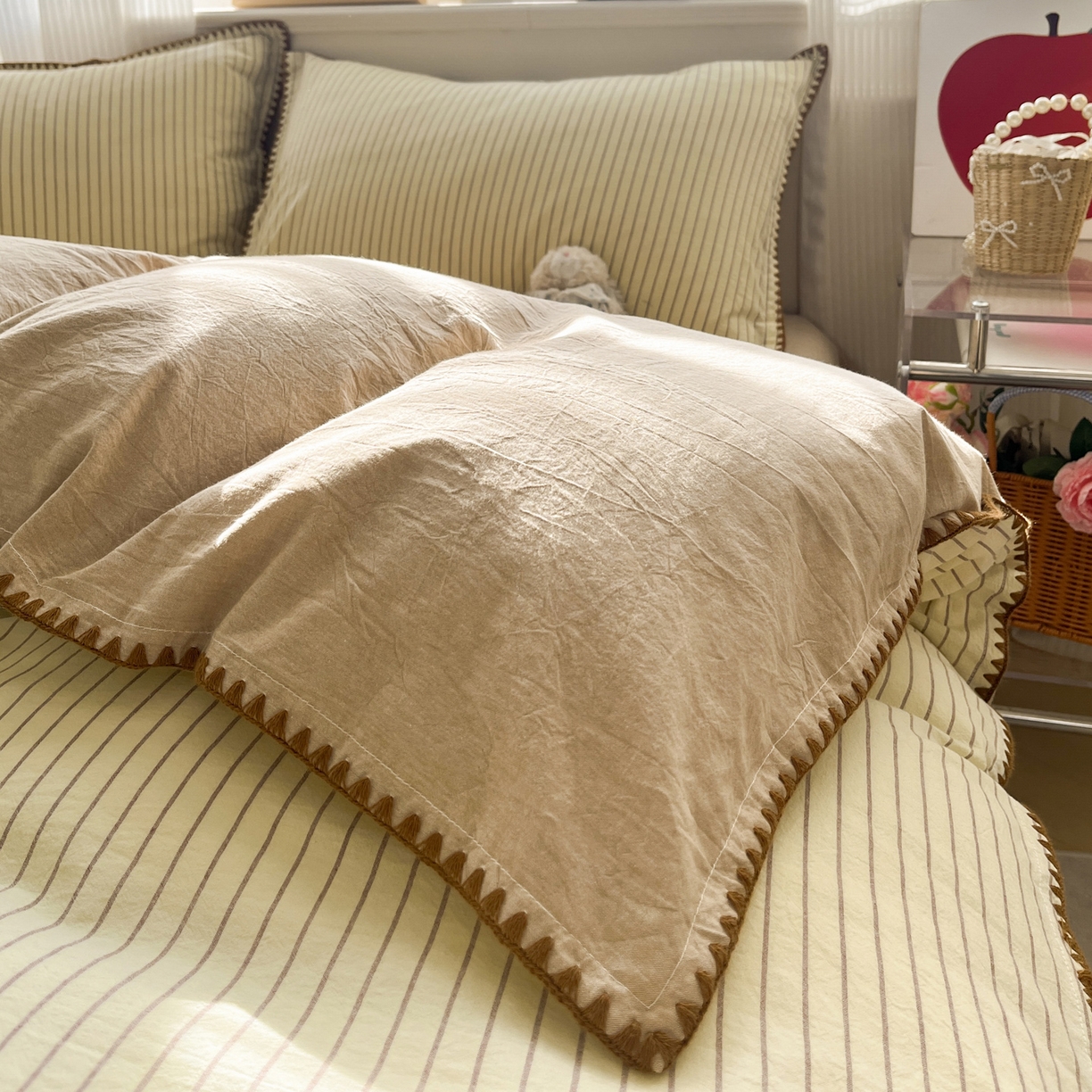 91家纺网 家纺一手货源 找家纺 如一 2026春夏新款色织全棉纯棉加密水洗棉条纹三角针四件套 晴空黄