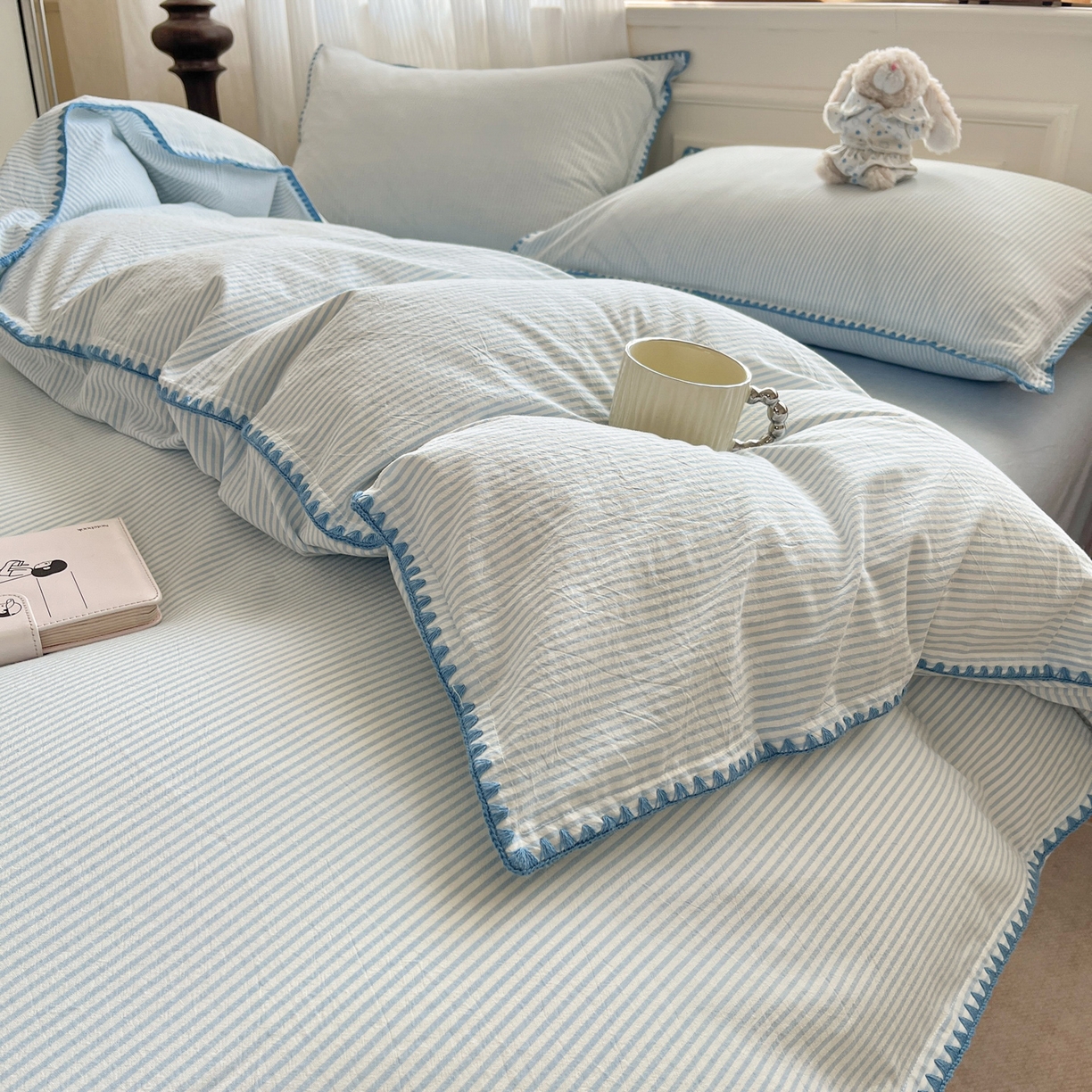 91家纺网 家纺一手货源 找家纺 如一 2026春夏新款色织全棉纯棉加密水洗棉条纹三角针四件套 海岸蓝