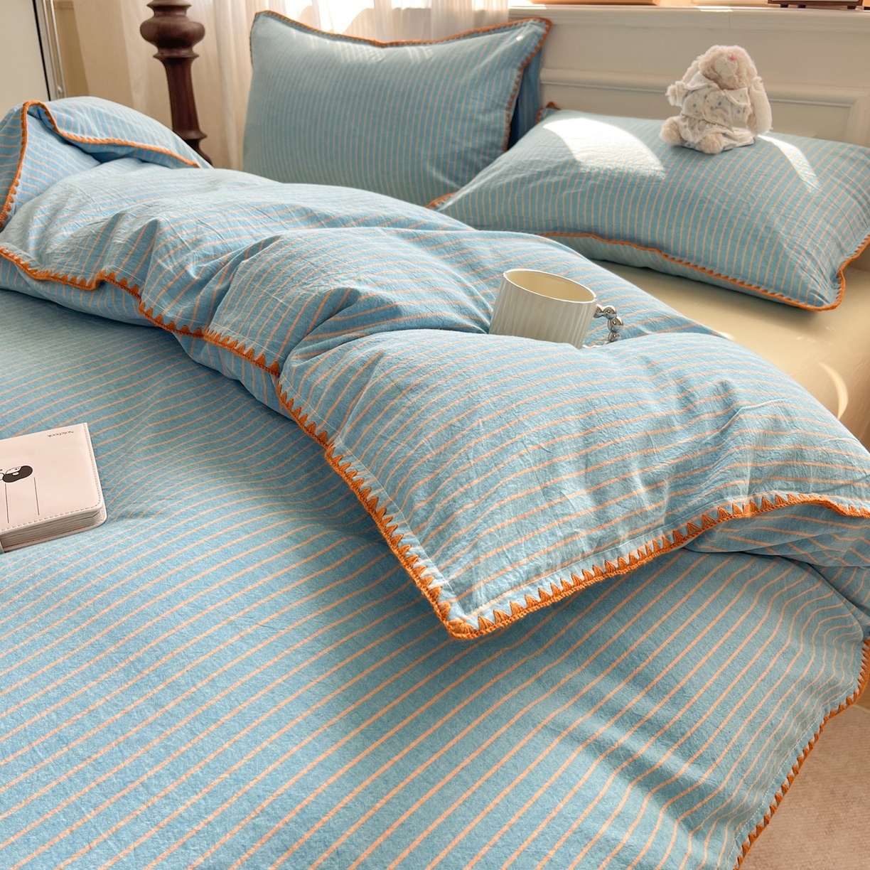 91家纺网 家纺一手货源 找家纺 如一 2026春夏新款色织全棉纯棉加密水洗棉条纹三角针四件套 晴空橙