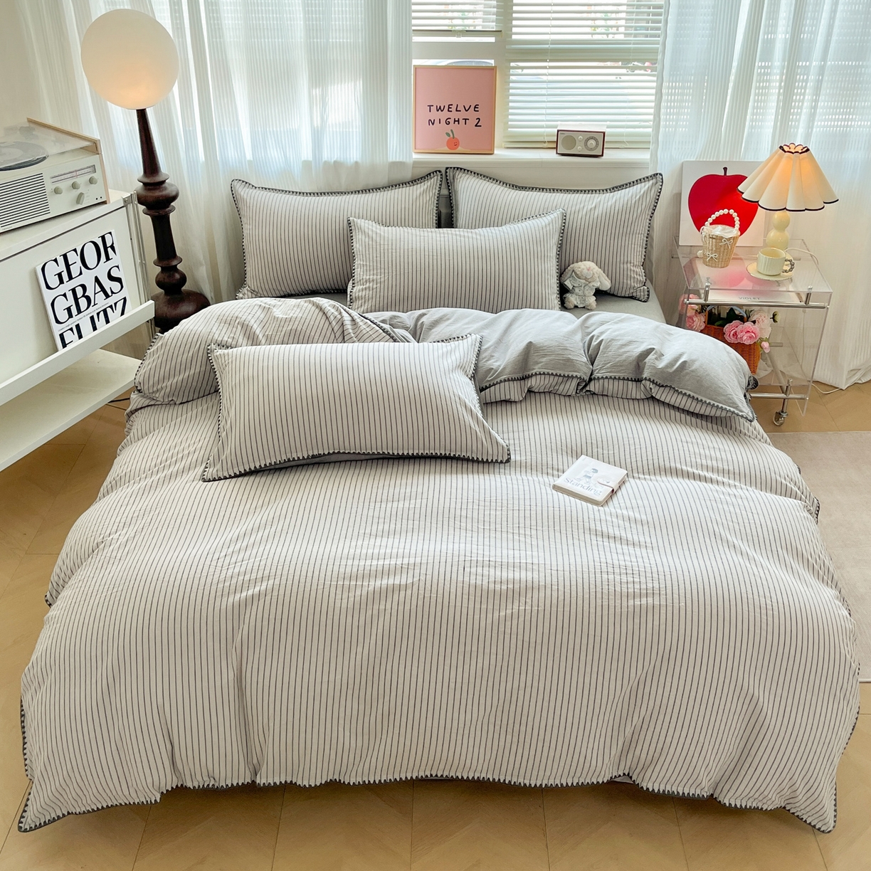 91家纺网 家纺一手货源 找家纺 如一 2026春夏新款色织全棉纯棉加密水洗棉条纹三角针四件套 晴空灰