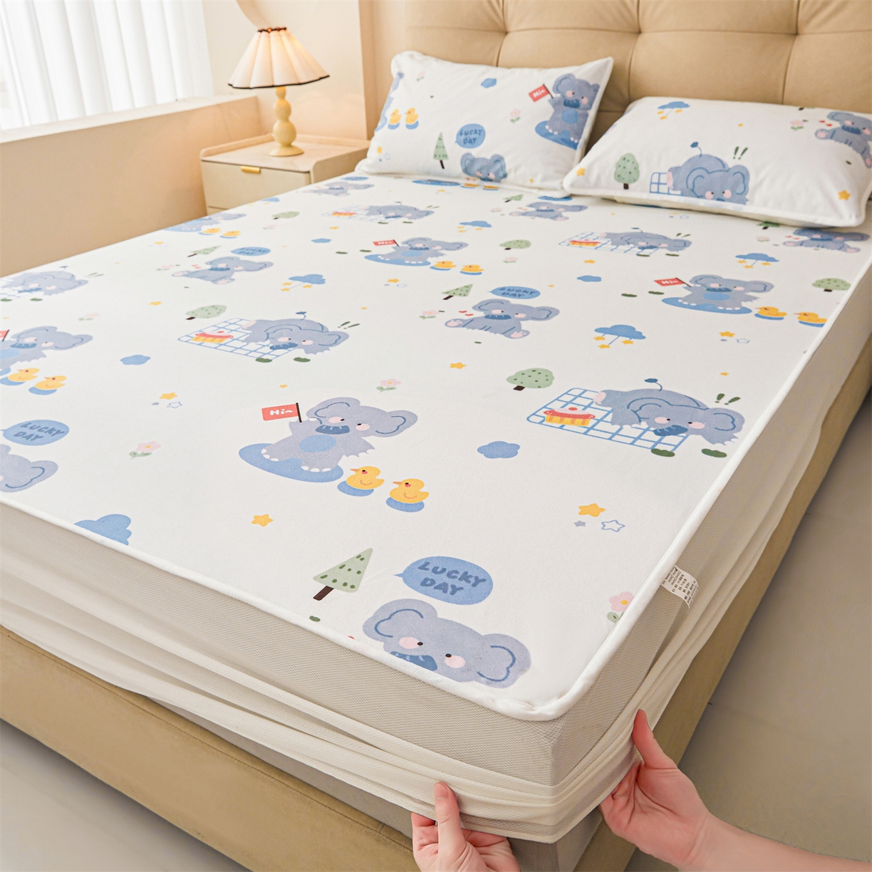 91家纺网 家纺一手货源 找家纺 （总）女子家纺 2026春夏新款TPU防水隔尿床护垫床笠款印花小清新卡通儿童床垫保护套