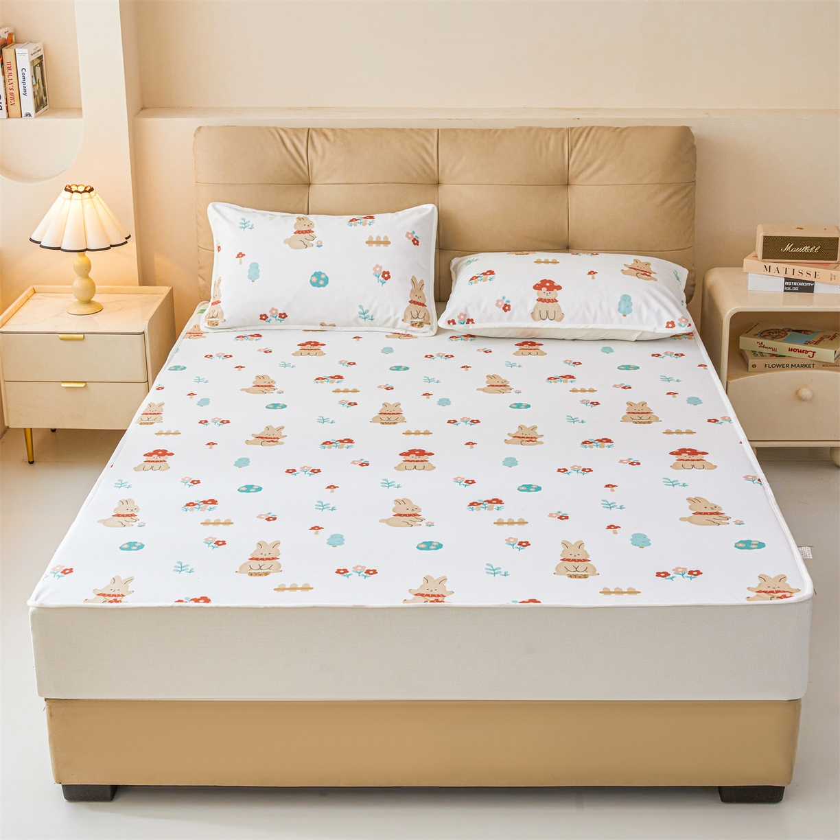 91家纺网 家纺一手货源 找家纺 女子家纺 2026春夏新款TPU防水隔尿床护垫床笠款印花小清新卡通儿童床垫保护套 防水床笠-甜梦小兔