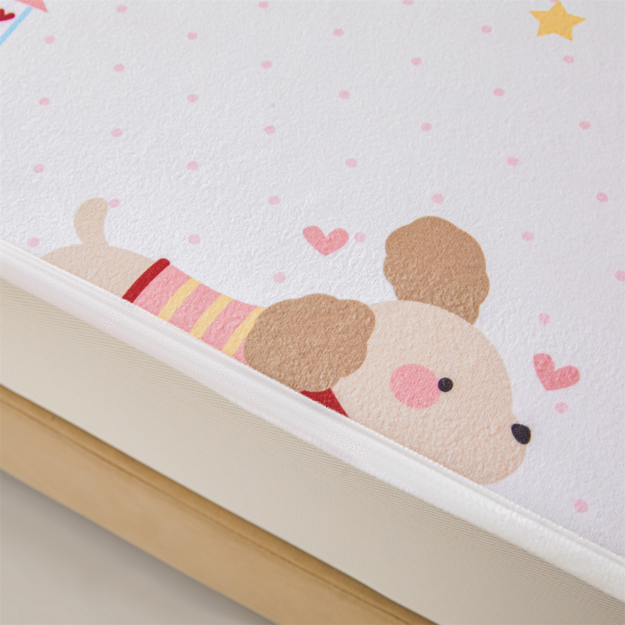 91家纺网 家纺一手货源 找家纺 女子家纺 2026春夏新款TPU防水隔尿床护垫床笠款印花小清新卡通儿童床垫保护套 防水床笠-条纹狗